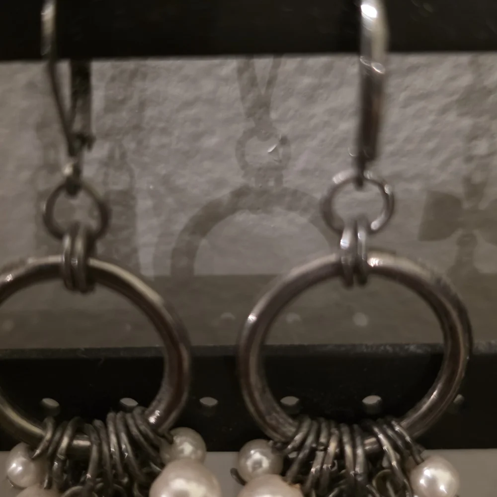 Edgy Gunmetal & Pearl Tassel Drop Earrings – Mixed Multi-Tone